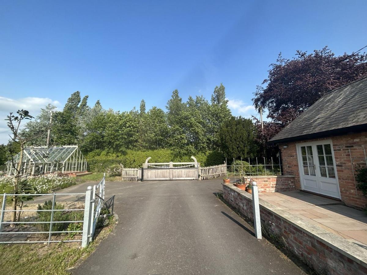 Villa The Hayloft - Cheshire Crewe Exterior foto